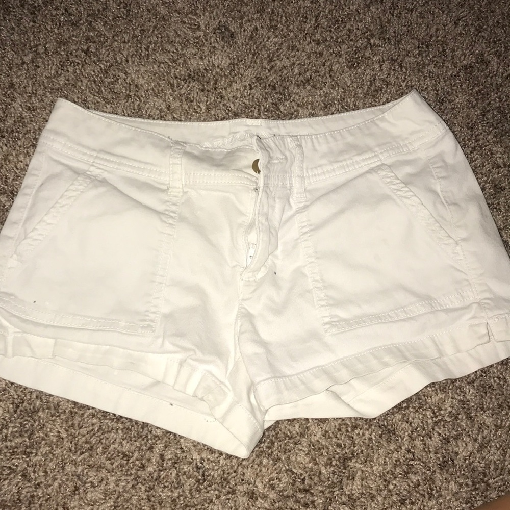 white jean shorts